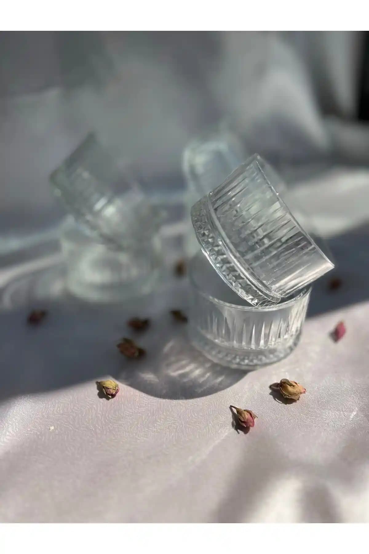 Paşabahçe Elysia Serisi Çerezlik Seti Modern ve Şık Sunumlar İçin Ideal