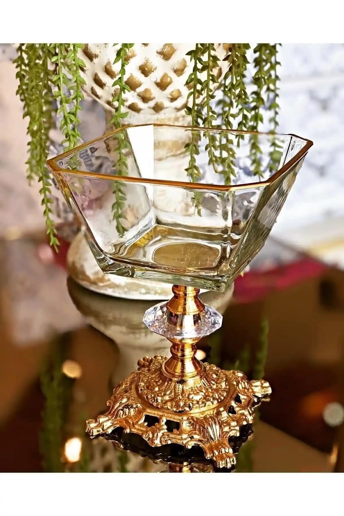 Paşabahçe Magnolia Metal Ayaklı Gold Detaylı Kase ve Şekerlik Seti Şık ve Modern Tasarım