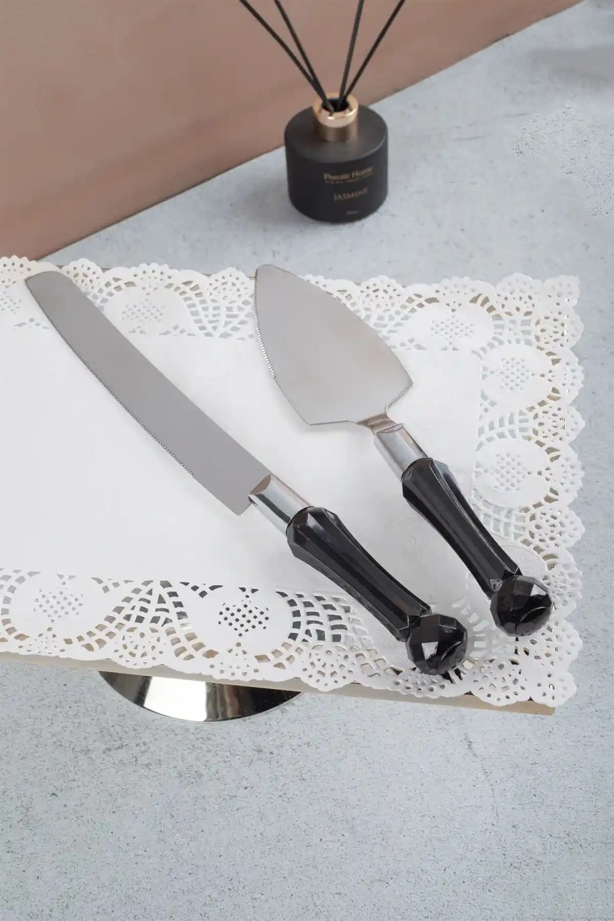 Perotti 13028 Cakes 2 Li Pasta Servis Seti: Şık ve Dayanıklı Paslanmaz Çelik Tasarım