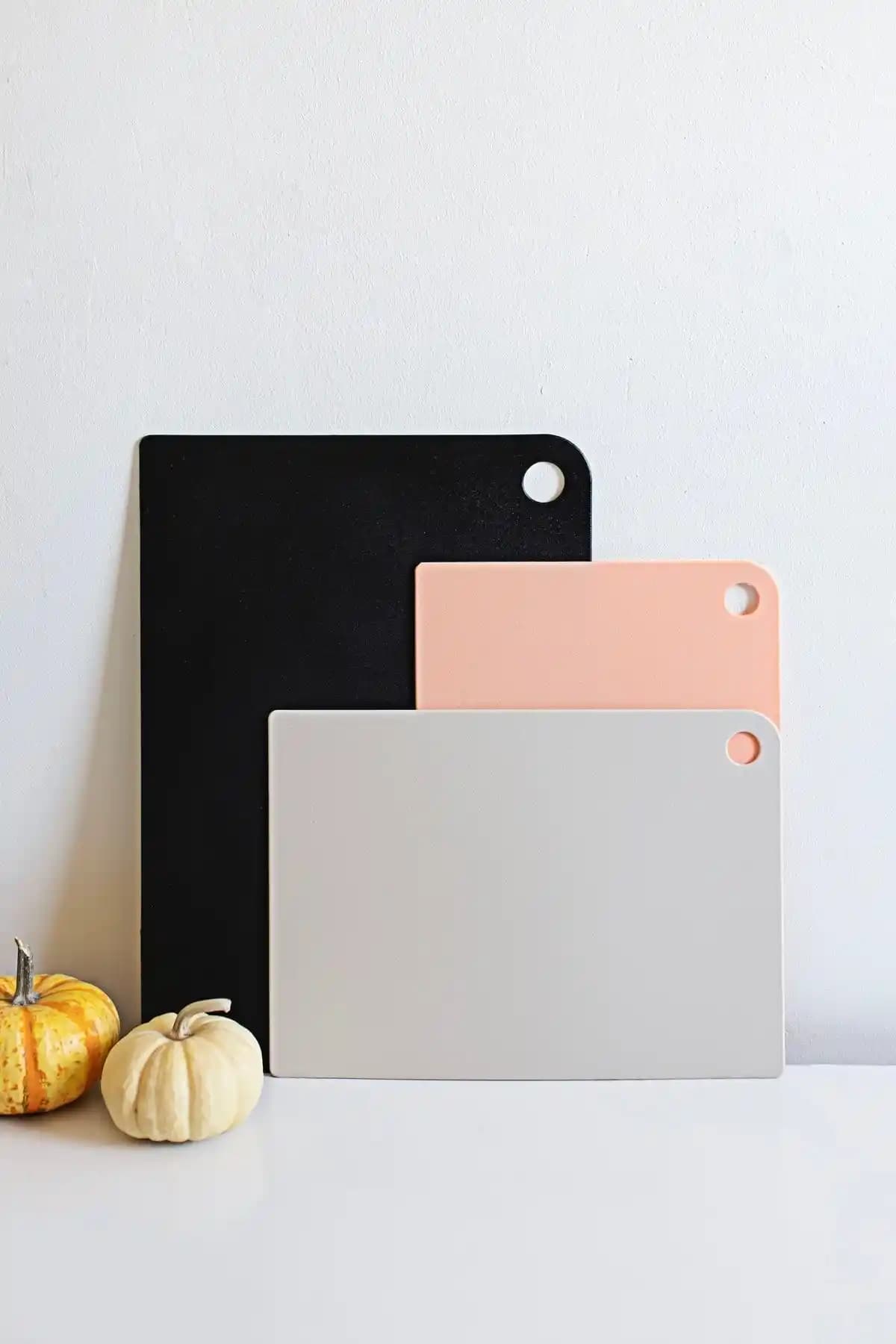 Porsima TE-138 Çok Renkli Kesme Tahtası Seti: Dayanıklı ve Pratik Mutfak Gereçleri