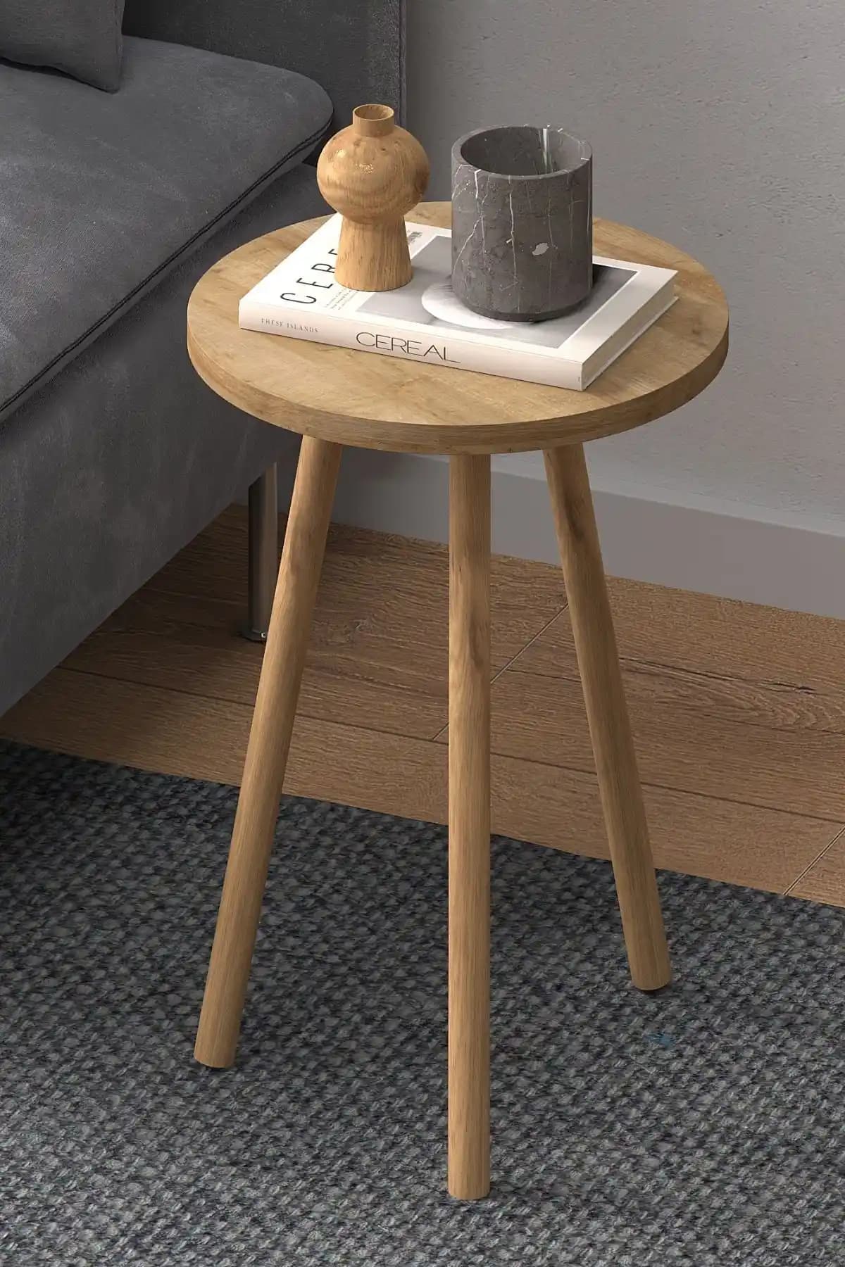 Roma Komodin Yan Sehpa Modern ve Dayanıklı Ahşap Tasarımıyla Yatak Odalarına Şıklık Katar