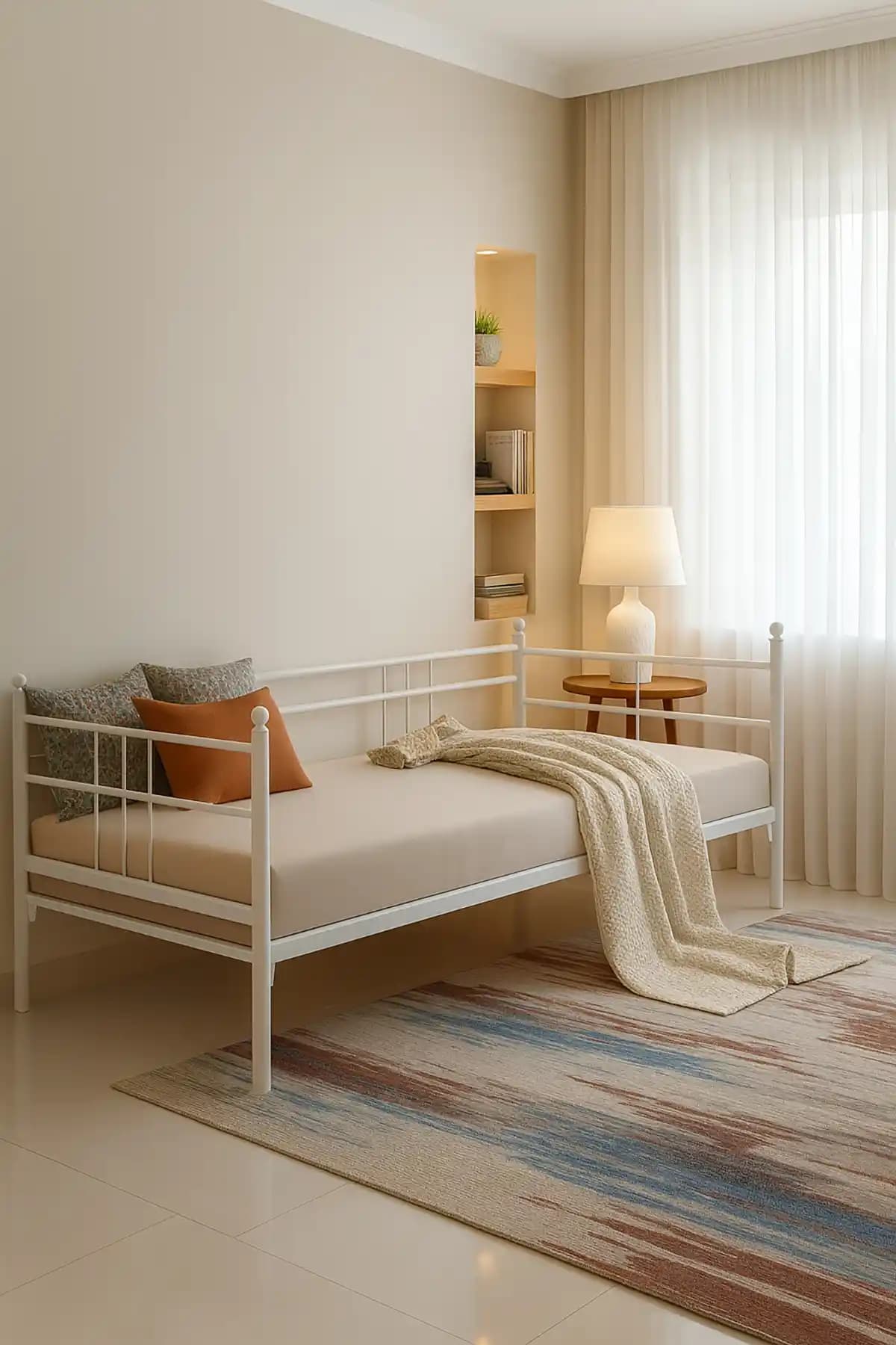 Unimet Soho Daybed Modern ve Şık Tek Kişilik Metal Yatak Odası Parçası