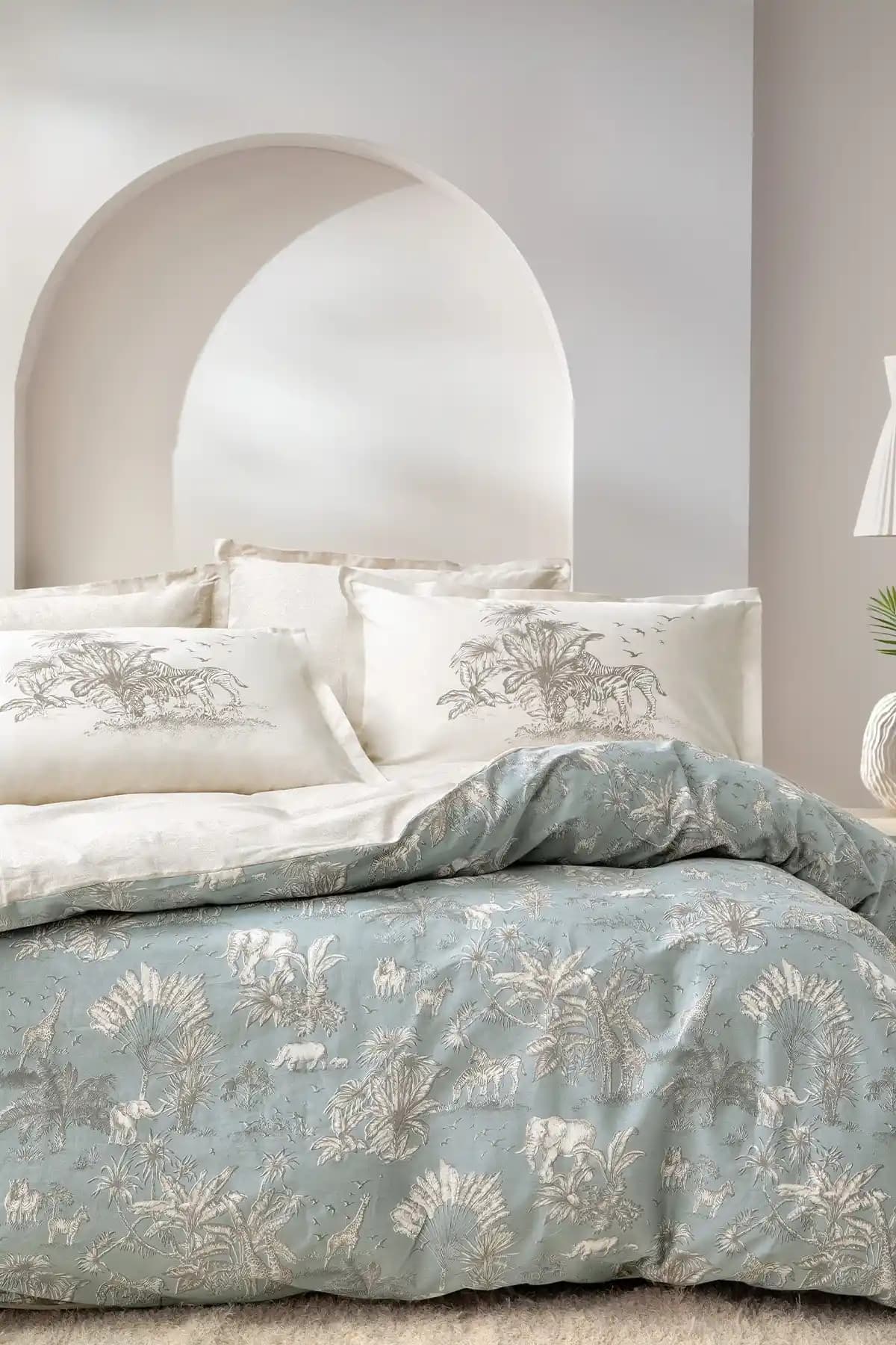 Yataş Aster Çift Kişilik Ranforce Nevresim Takımı Doğa Teması ve Yüksek Kaliteyle Öne Çıkıyor