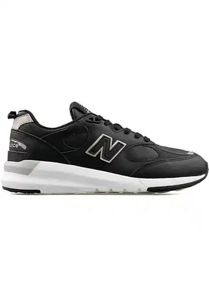 New Balance 109 Siyah Kadın Ayakkabısı Günlük Şıklık ve Konfor Sunan Modern Tasarım