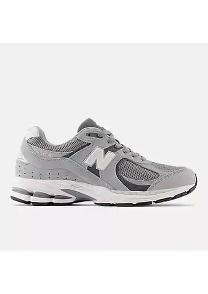 New Balance M2002R Lifestyle Spor Ayakkabısı İncelemesi Günlük Kullanım ve Tasarım Özellikleri