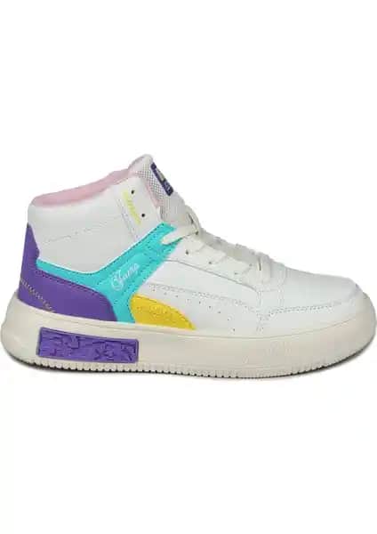 Yüksek Bilekli Bej Kadın Spor Ayakkabısı: Günlük Şıklık ve Konforun Buluşması