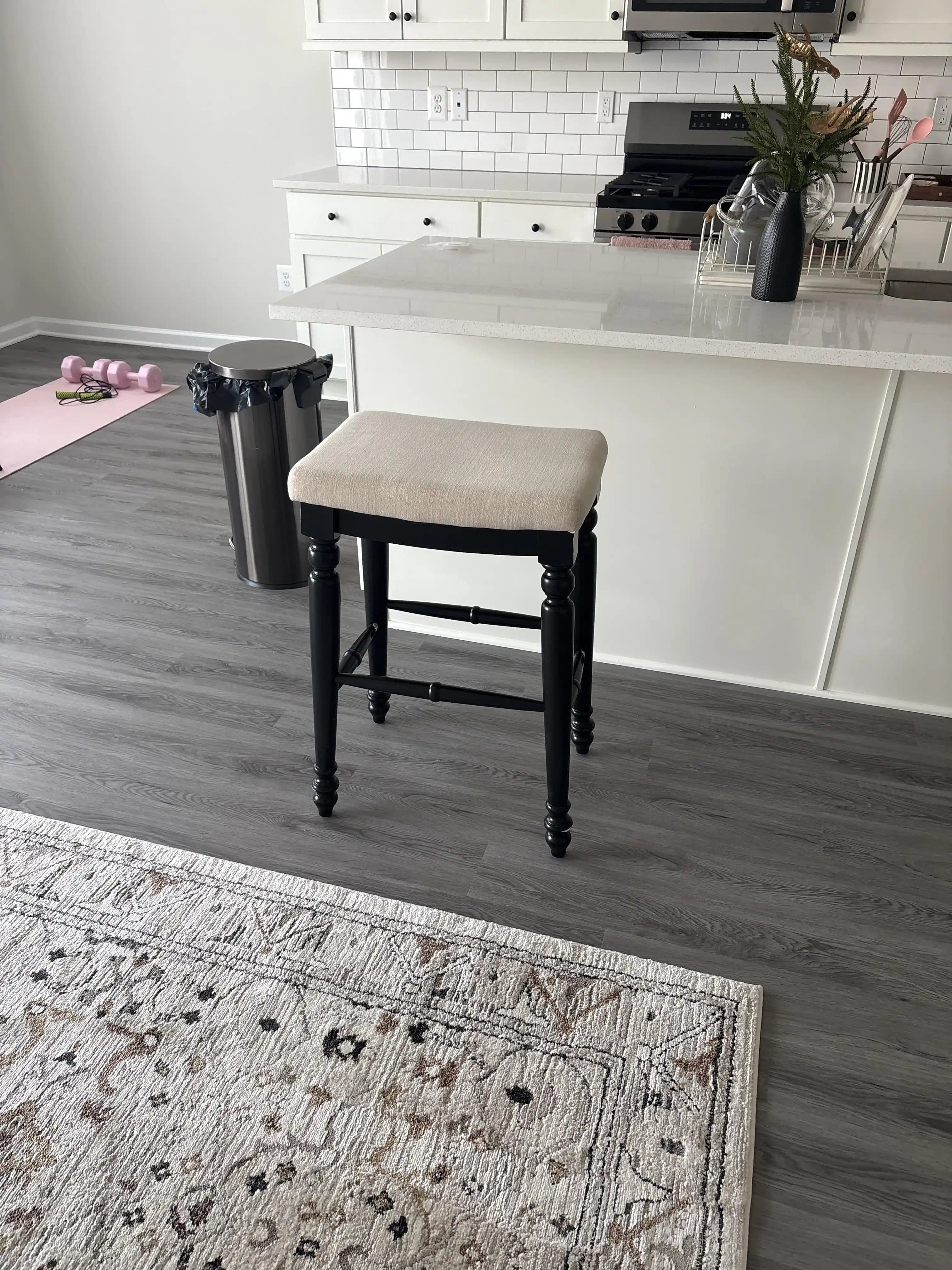 Bar Taburesi Yüksekliği ve Konforu: Mutfak Tezgahına Uygun Seçim Kriterleri