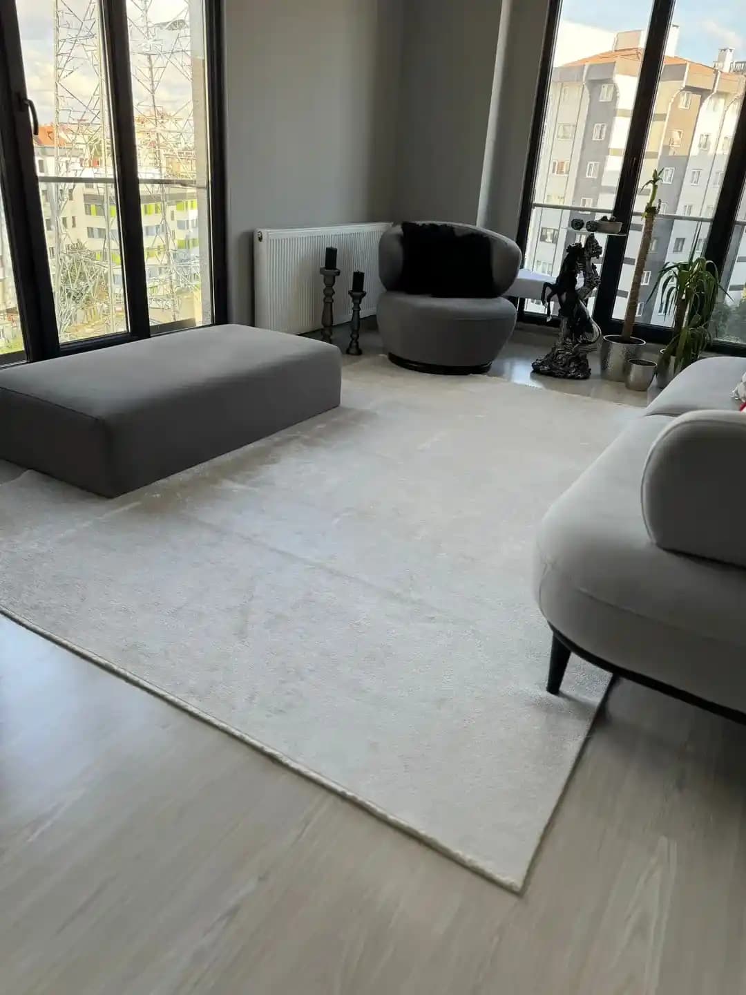 Küçük Dairelerde Halı Boyutu Seçimi ve Mekan Düzenine Etkileri