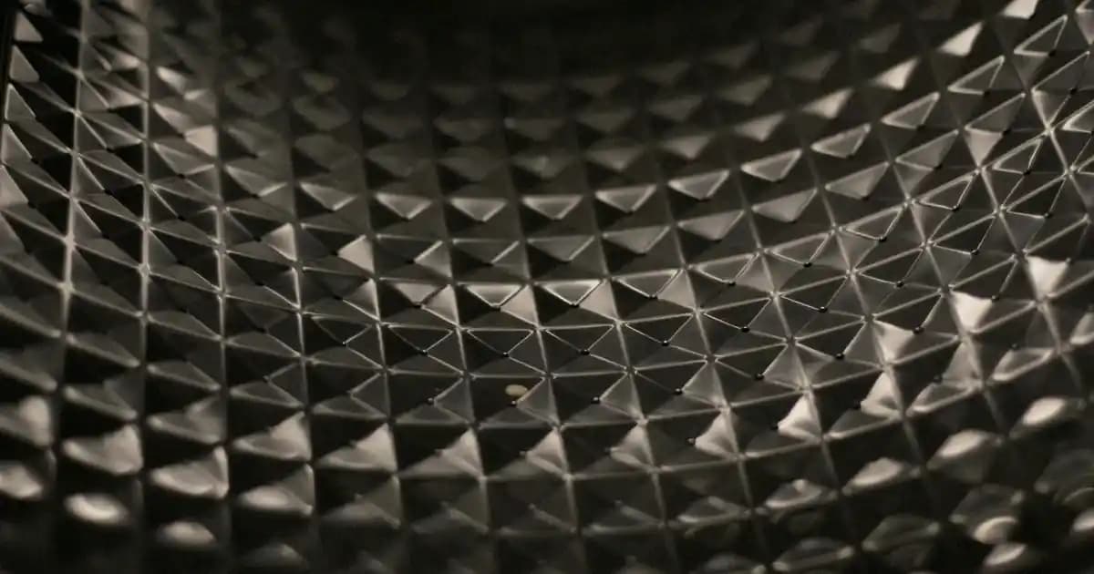 Ahşap Banyo Havluluk Raflarıyla Şık ve Fonksiyonel Dekorasyon Çözümleri