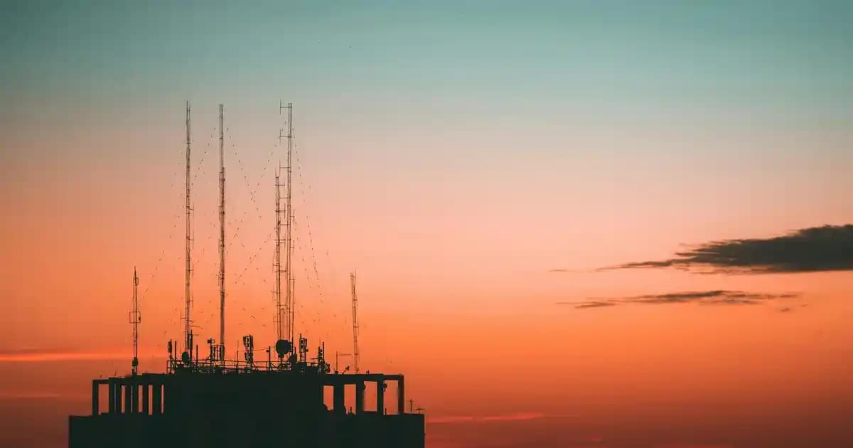 Ahşap Çerçeve ile Evinize Doğal ve Şık Bir Dokunuş Yaratma Rehberi