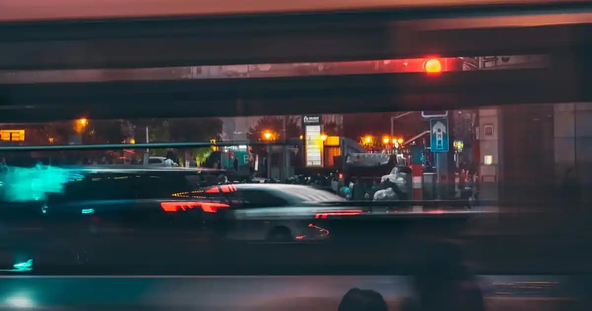 Ahşap İki Kişilik Masa ve Sandalye Takımlarıyla Dekorasyonda Zarafet Yakalayın