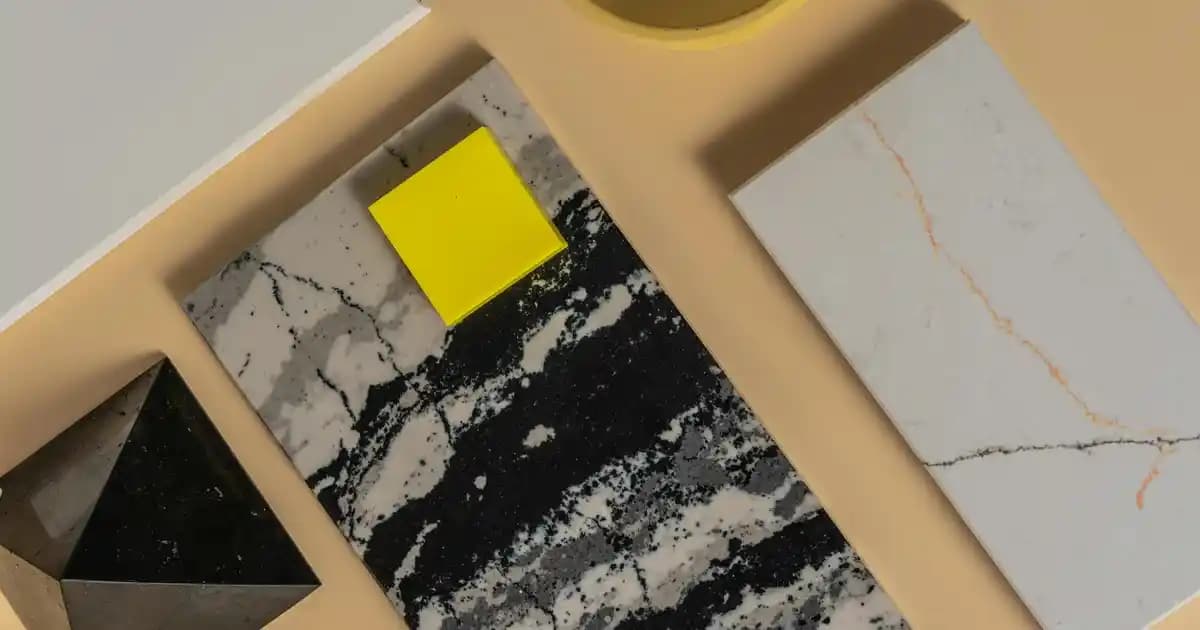 Beyaz Çerçeve Dekorasyonunda Modern ve Vintage Seçenekler ve Uygun Kullanım İpuçları