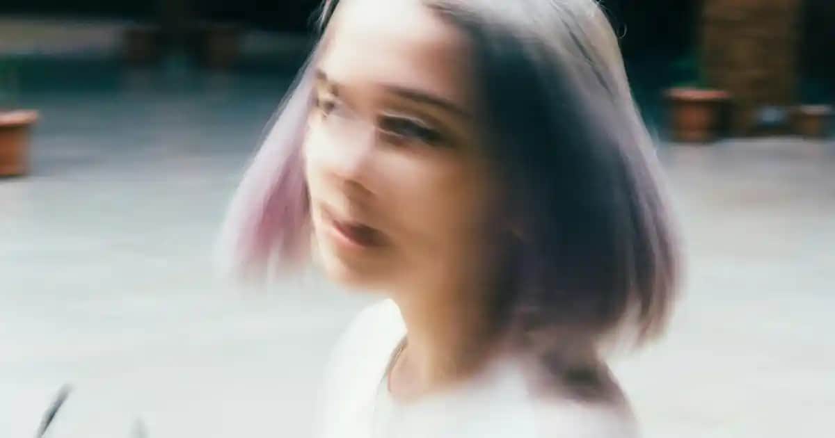 Beyaz Yatak Başlığı Seçenekleri ve Dekorasyon İpuçlarıyla Odalarınıza Şıklık Katın