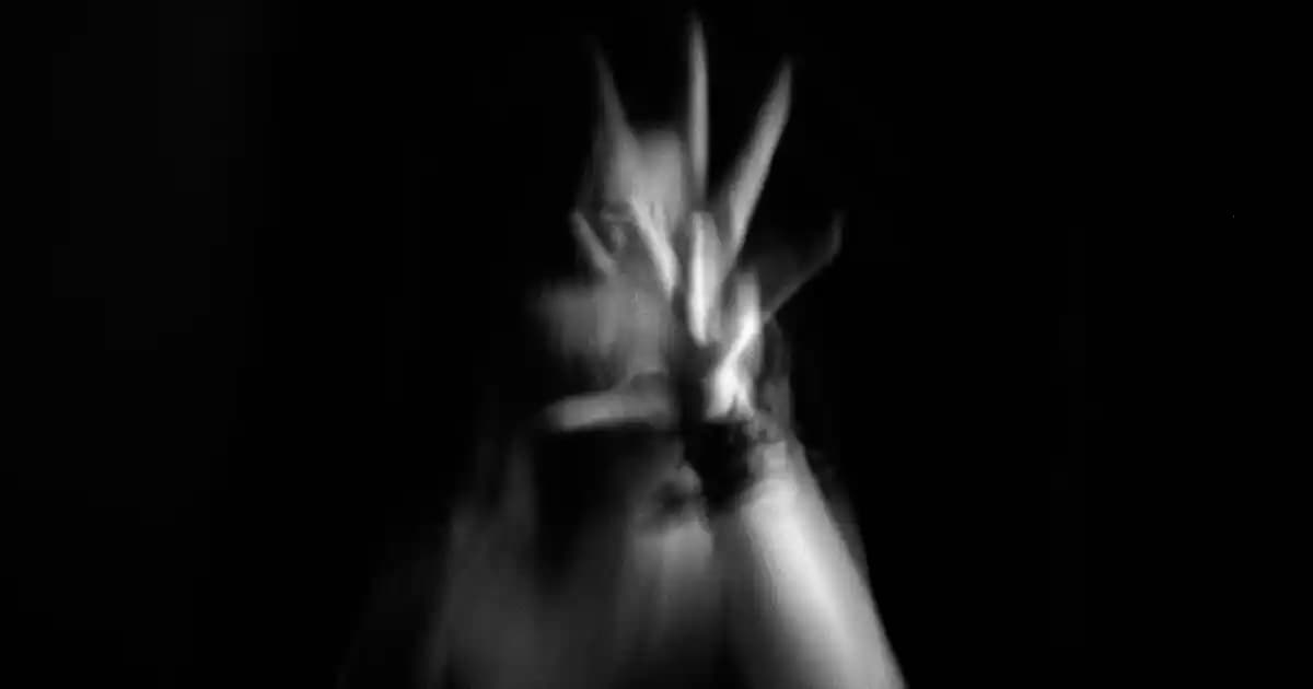 Cam Orta Sehpa Seçerken Dikkat Edilmesi Gerekenler ve Dekorasyon İpuçları