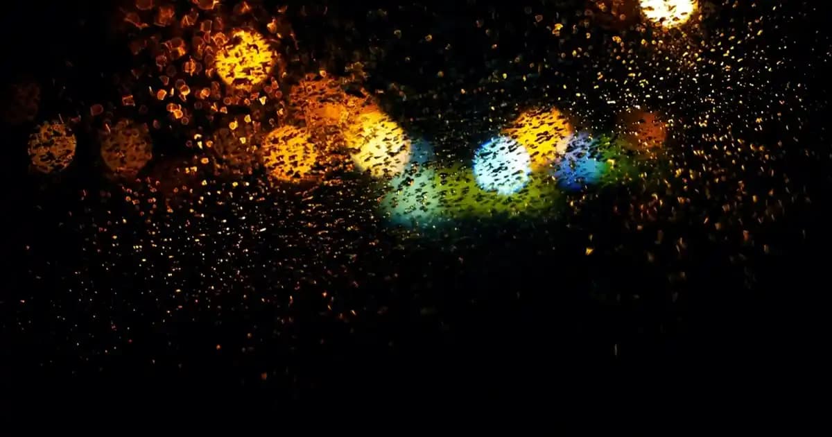 Çerçeveli Çeyrek Bileklik Nedir ve Neden Popüler Bir Aksesuar Tercihi