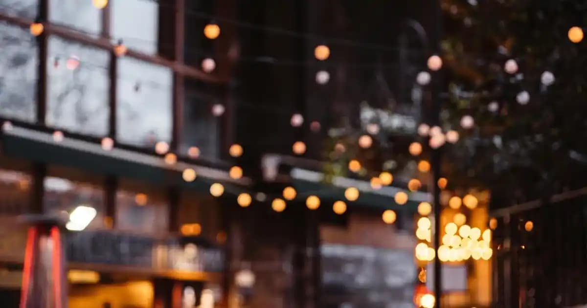 Çiçek Sepeti Tabloları ile Mekânlarınıza Estetik ve Anlam Katın