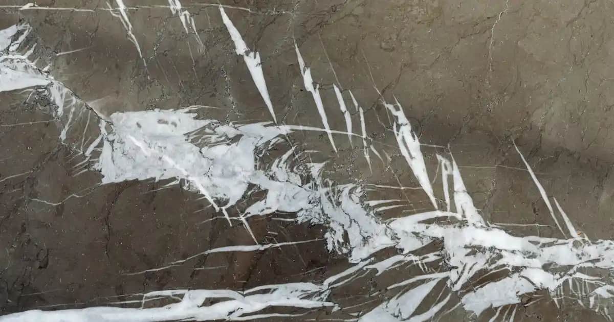 Dekoratif Lambalar ile Evinizi Şık ve Atmosfer Dolu Hale Getirin