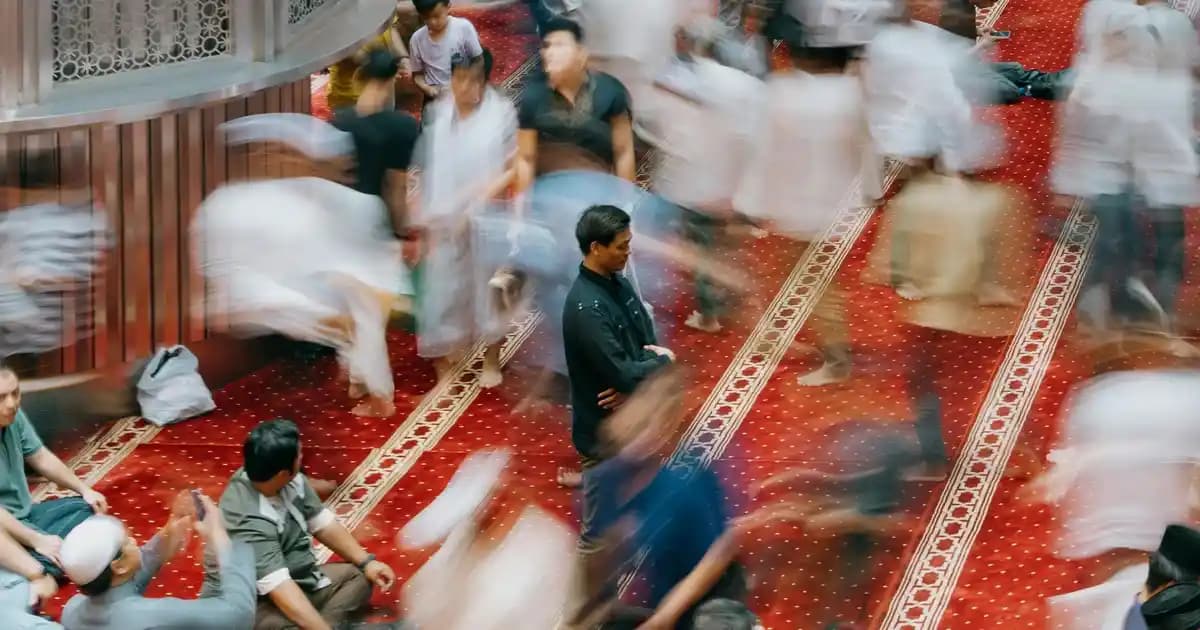 Desenli Halı Örtüsü ile Ev Dekorasyonunda Şıklık ve Fonksiyonellik Sağlama