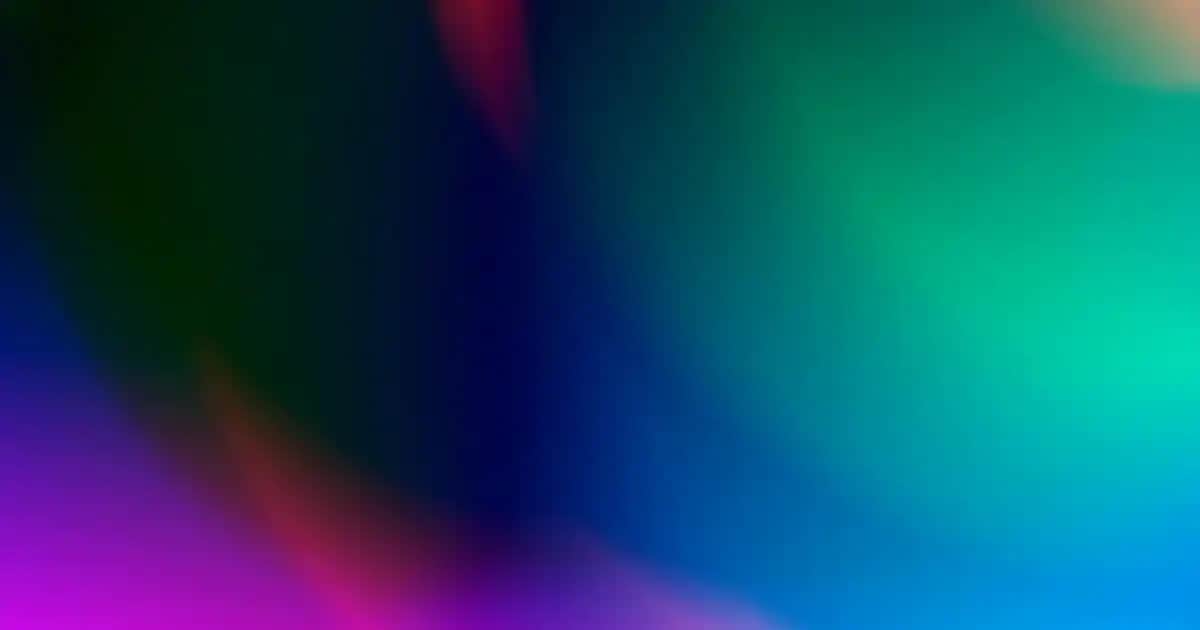 Eskitme Beyaz Masa Dekorasyonda Şıklık ve Fonksiyonelliğin Buluşması