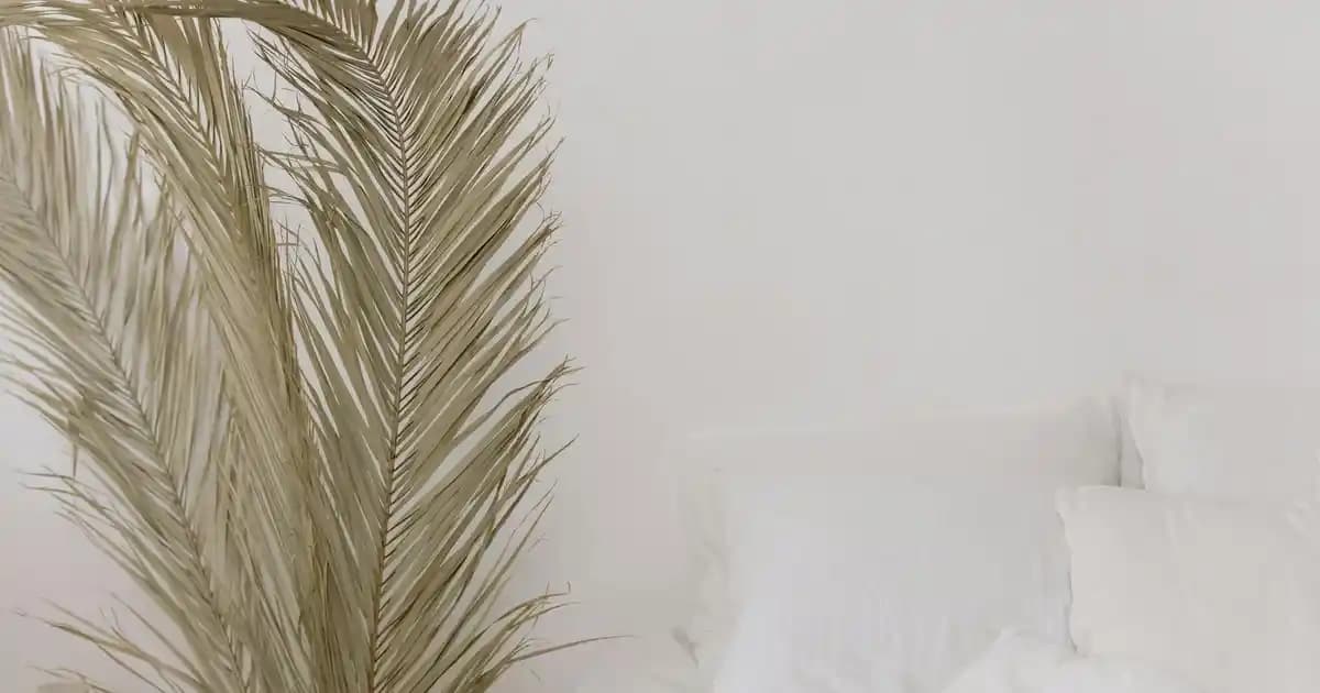 Füme Aynalı Zigon Sehpa Modelleriyle Evinize Şıklık ve Fonksiyonellik Katın