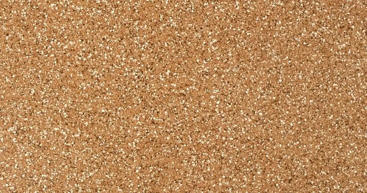 Gold Avize Modelleriyle Dekorasyonunuza Şıklık Katın Modern ve Klasik Seçenekler