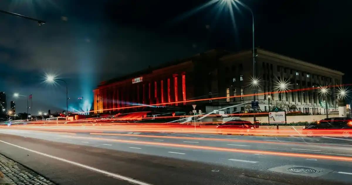 İkinci El Lambaderler ile Ev Dekorasyonunuzu Şık ve Ekonomik Hale Getirin