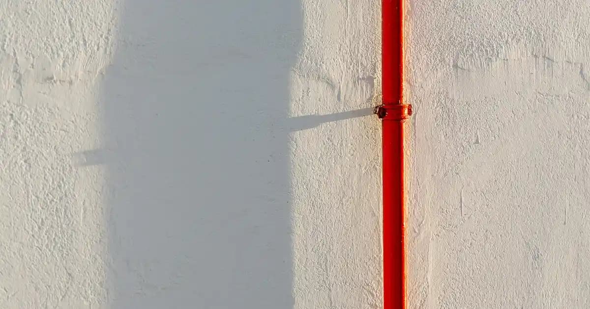 Kapaklı Fotoğraflı Kolye: Kişisel Anlam ve Şıklığın Modern Dekorasyondaki Yeri