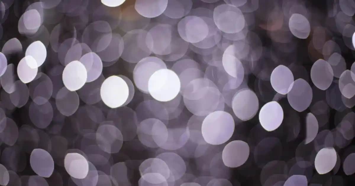 Linen Masa Örtüsü Dekorasyonda Doğal ve Şık Bir Seçenek Olarak Kullanımı