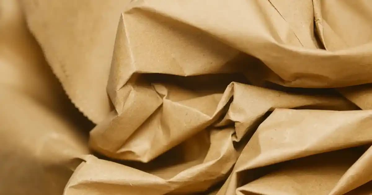 Modern Ev Dekorasyonunda Siyah Aynalı Orta Sehpa Seçenekleri ve Tasarım İpuçları