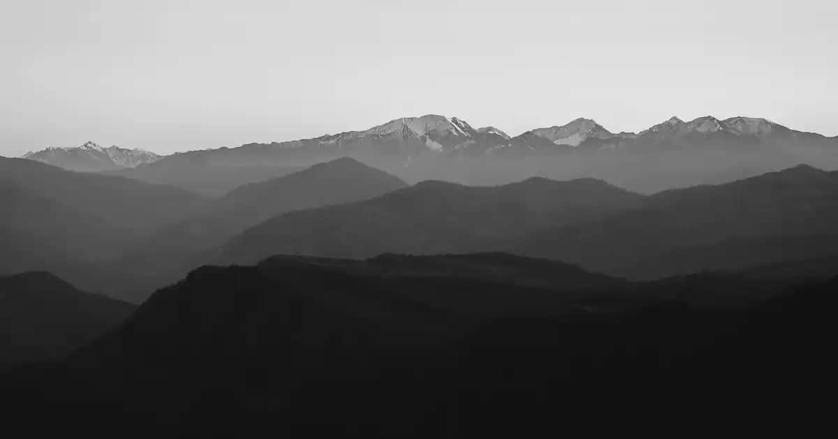 Modern Halılar Dekorasyonda Şıklık ve Fonksiyonelliğin Buluştuğu Nokta