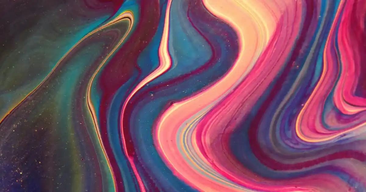 Petek Üstü Uçan Raflar ile Modern ve Şık Dekorasyon Çözümleri