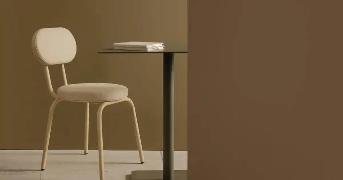 Ponponlu Battaniyelerle Ev Dekorasyonunda Sıcak ve Şık Dokunuşlar