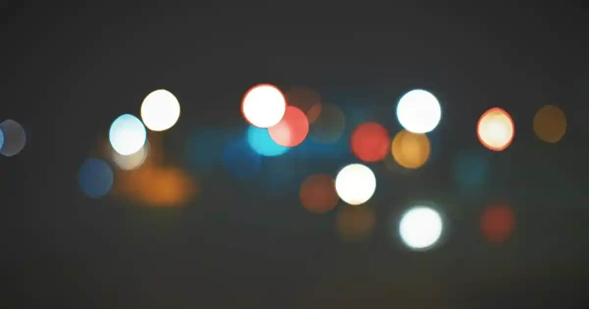 Salon Dekorasyonunda Uygun Avize Seçimi ve Trend Modelleri Hakkında Rehber