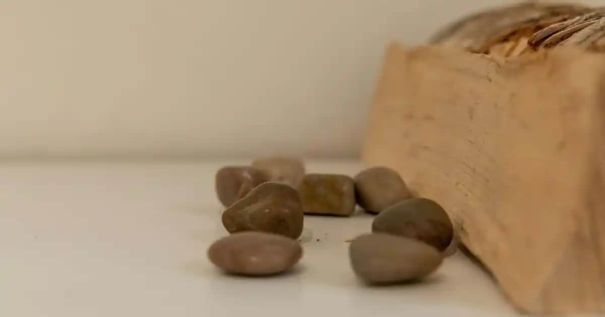 Taşlı Lambader Modelleri ve Dekorasyonda Kullanım İpuçları