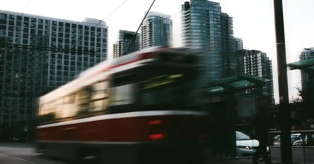 Vintage Abajurlar ile Mekanlara Zamansız Şıklık ve Estetik Katmanın Yolları