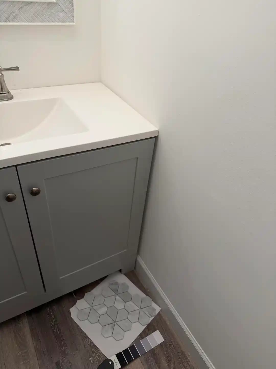 Banyo Duvarları İçin Alternatif Boya ve Dekorasyon Önerileri: Renk Uyumu ve Tasarım İpuçları