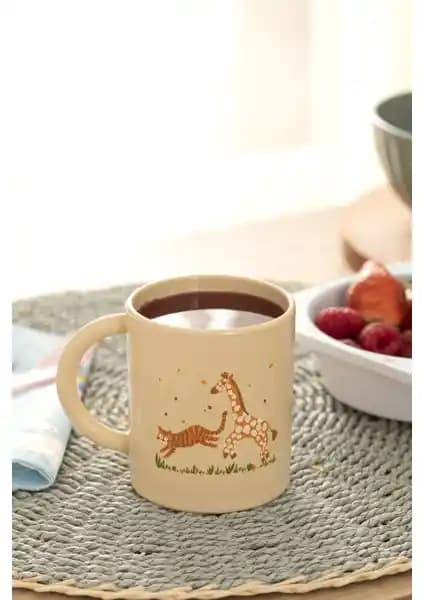 Çocuklar İçin Güvenli ve Eğlenceli 210 ml Yeşil Pipetli Plastik Bardak