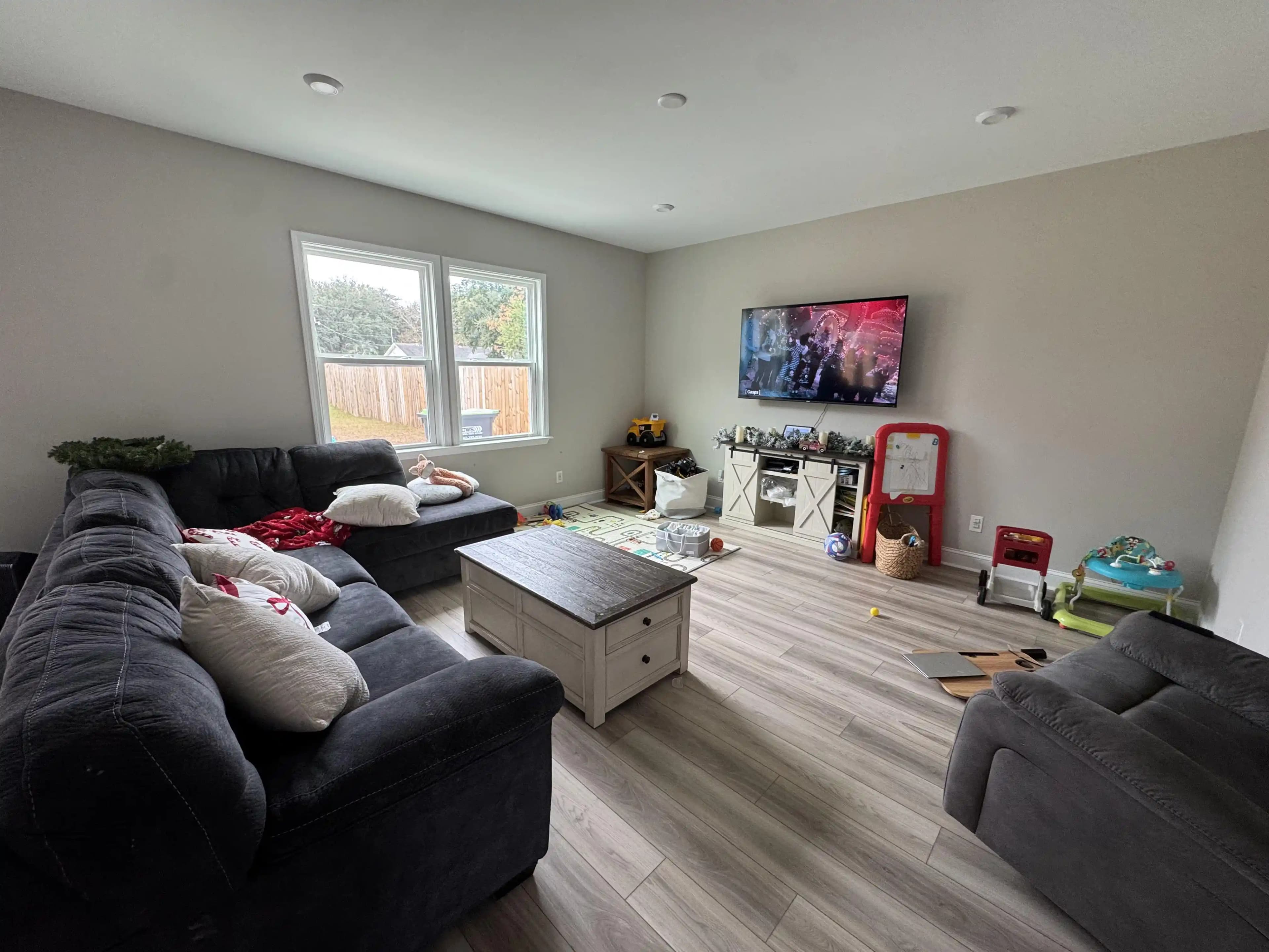 Oturma Odası Düzenlemesinde Fonksiyonellik ve Estetik Dengesi Sağlama Yöntemleri