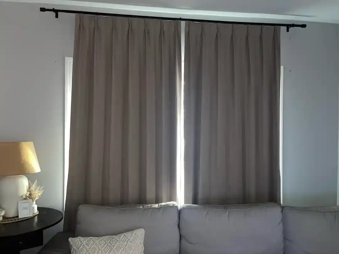 Perde Seçimi ve Montajında Genişlik, Renk ve Katmanlama Unsurlarıyla Doğru Tercihler