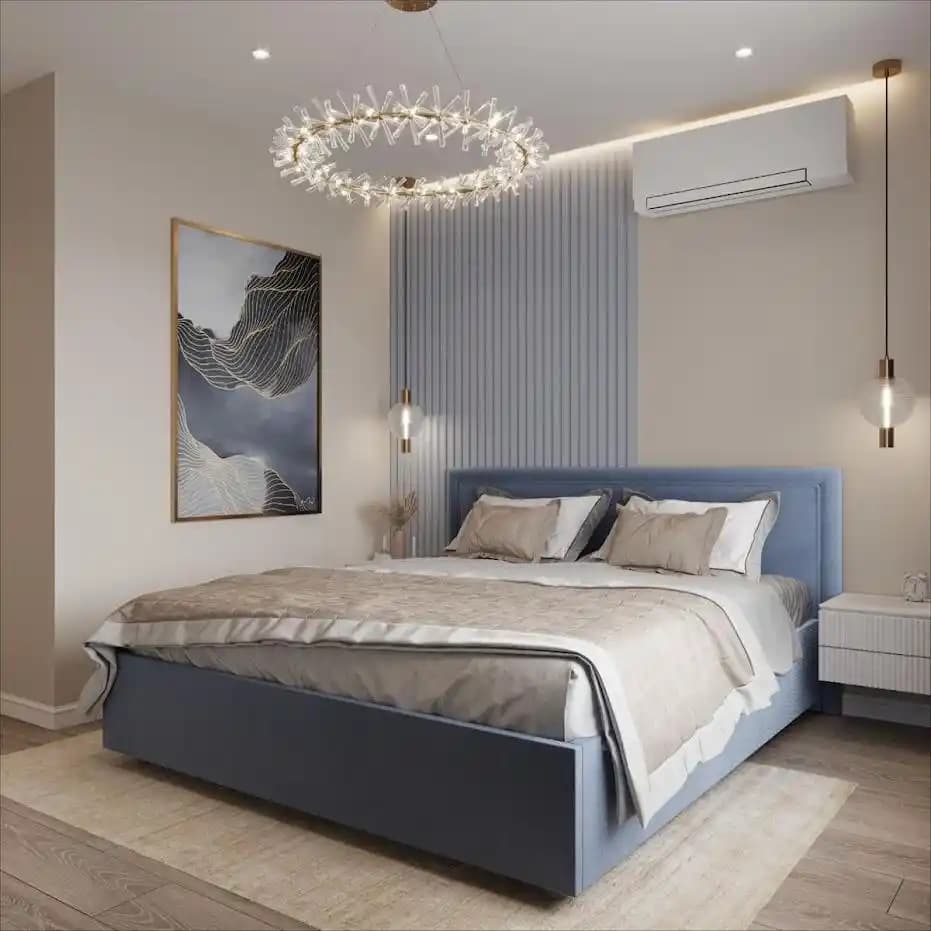 Yüksek Tavanlı Odalarda Kral Mavisi Duvar ve Beyaz Tavan Tasarım İpuçları