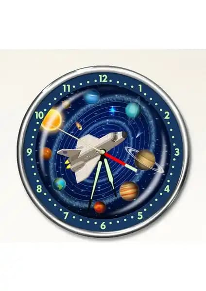 Dekor Loft Premium Gece Parlayan Uzay Çocuk Odası Duvar Saati 30 cm ile Eğlenceli ve Fonksiyonel Dekorasyon