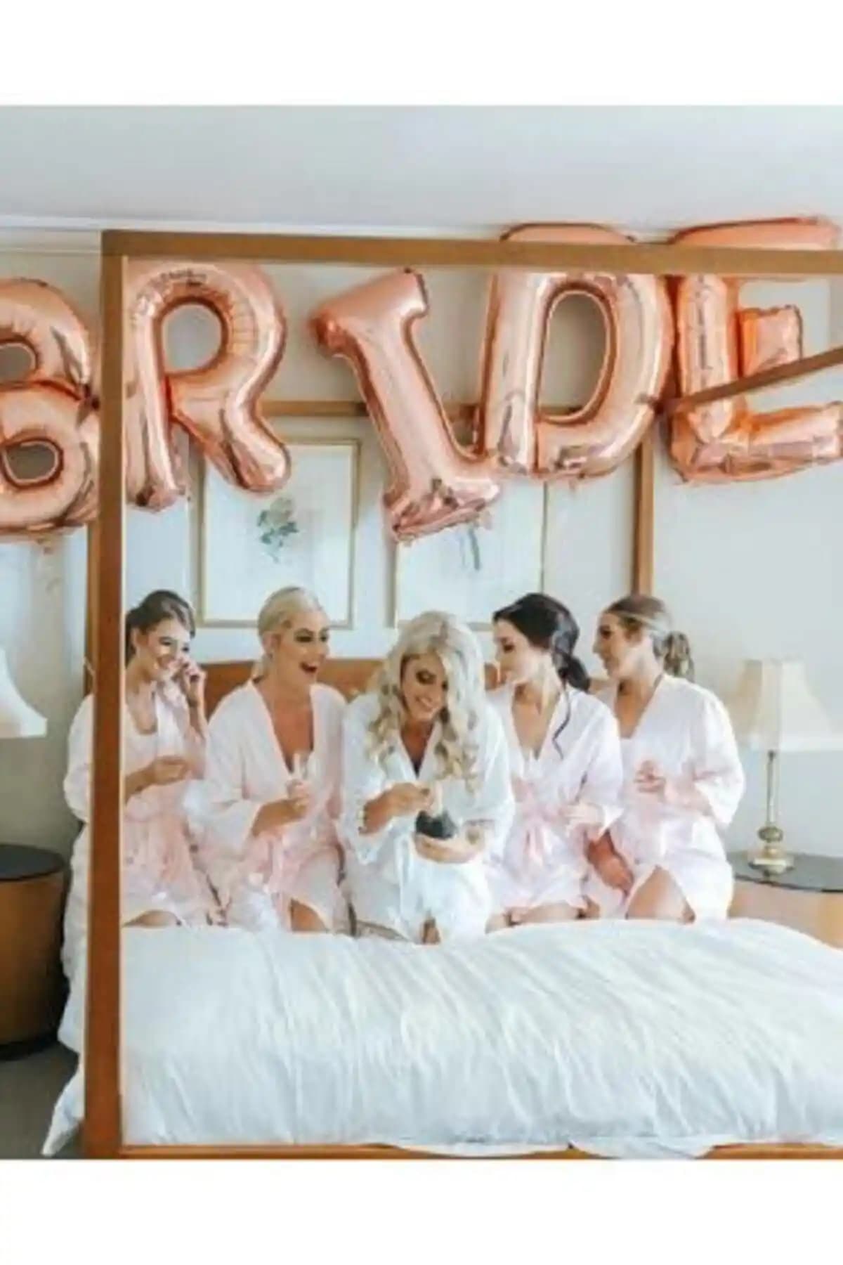 Balon Setleri Karşılaştırması: Bride Harf Balon ve Rose Gold Konfetili Balonlar