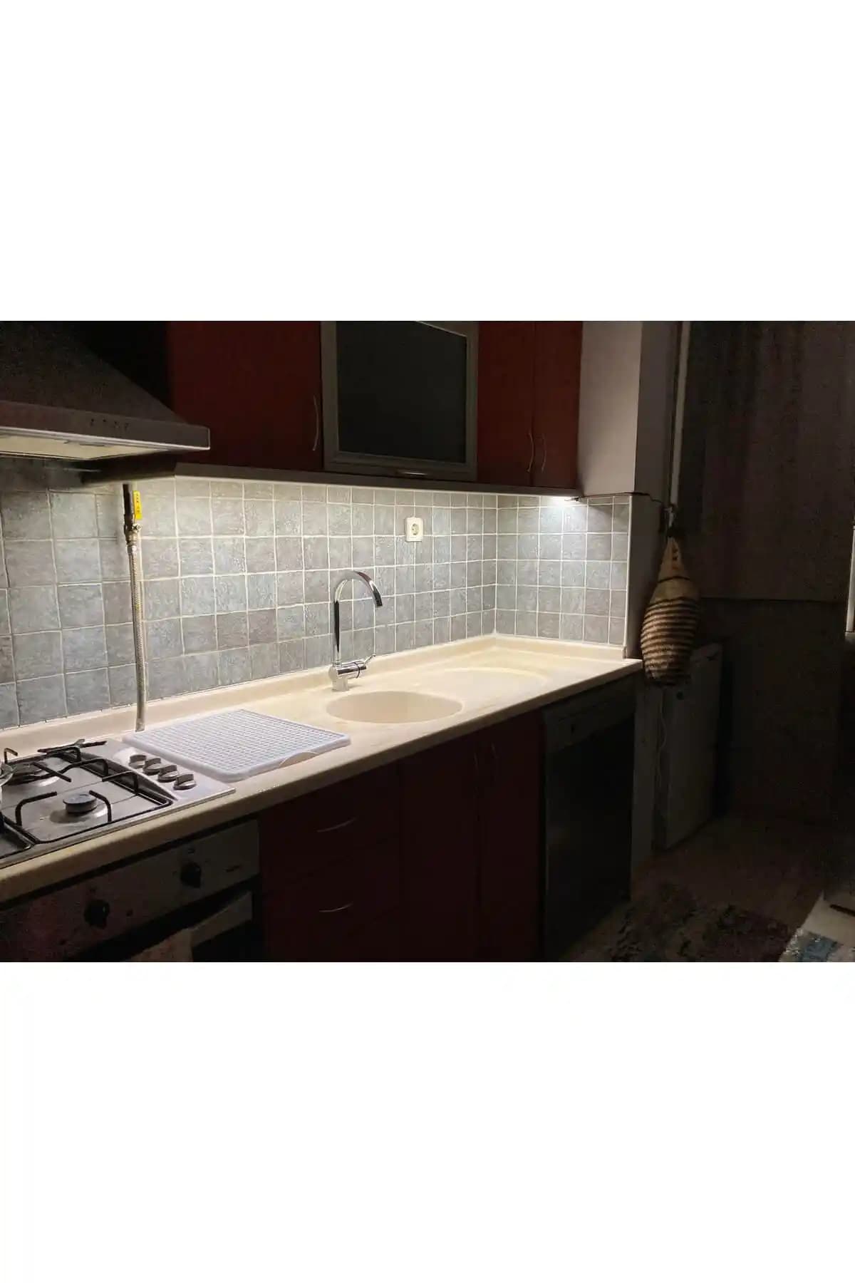 Bvs Elektronik ve GARRA Bayırtech Beyaz Şerit LED Karşılaştırması: Performans ve Kullanım Özellikleri