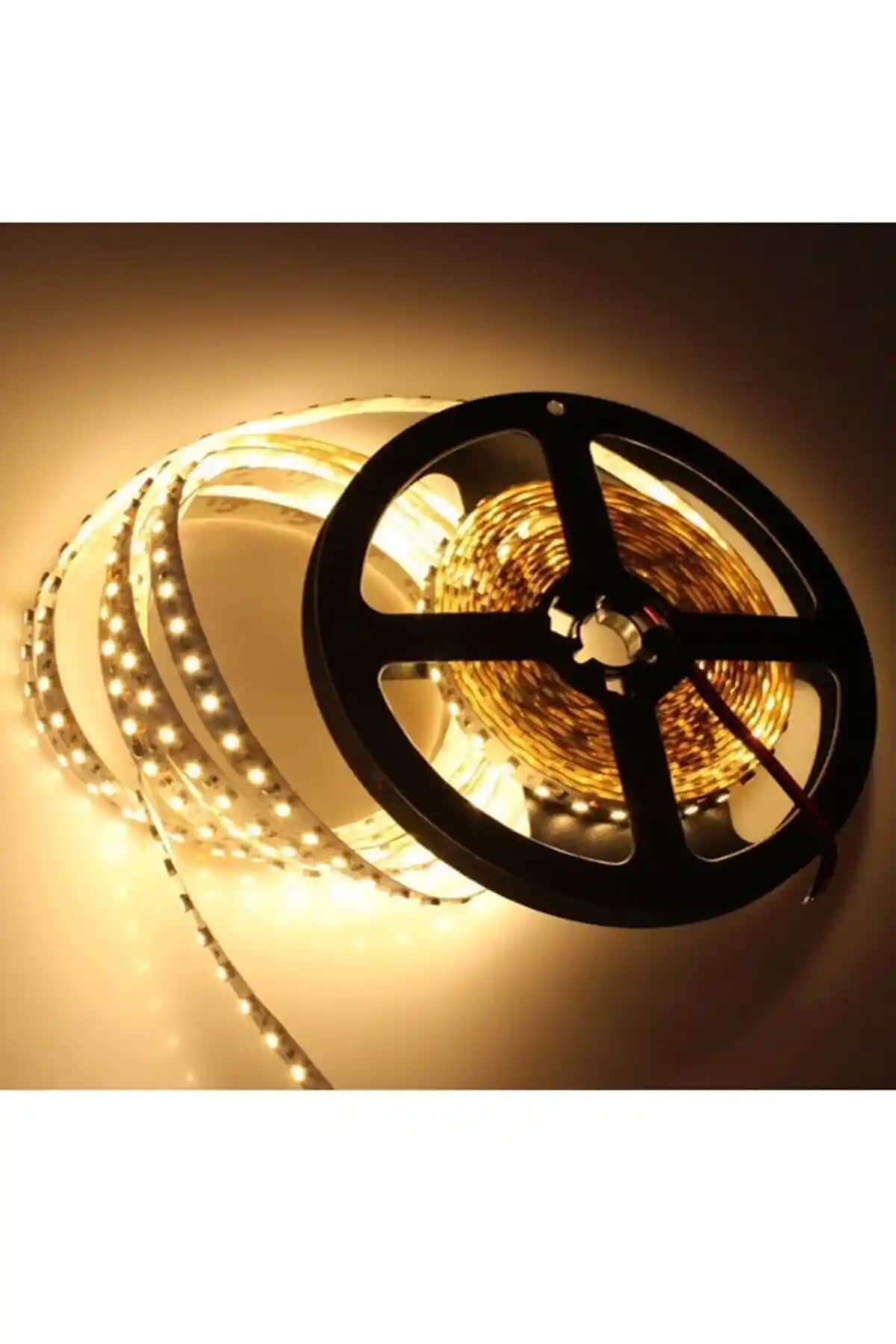 Cata 3 Çipli Şerit LED Karşılaştırması: Gün Işığı ve Beyaz Işık Modelleri Analizi