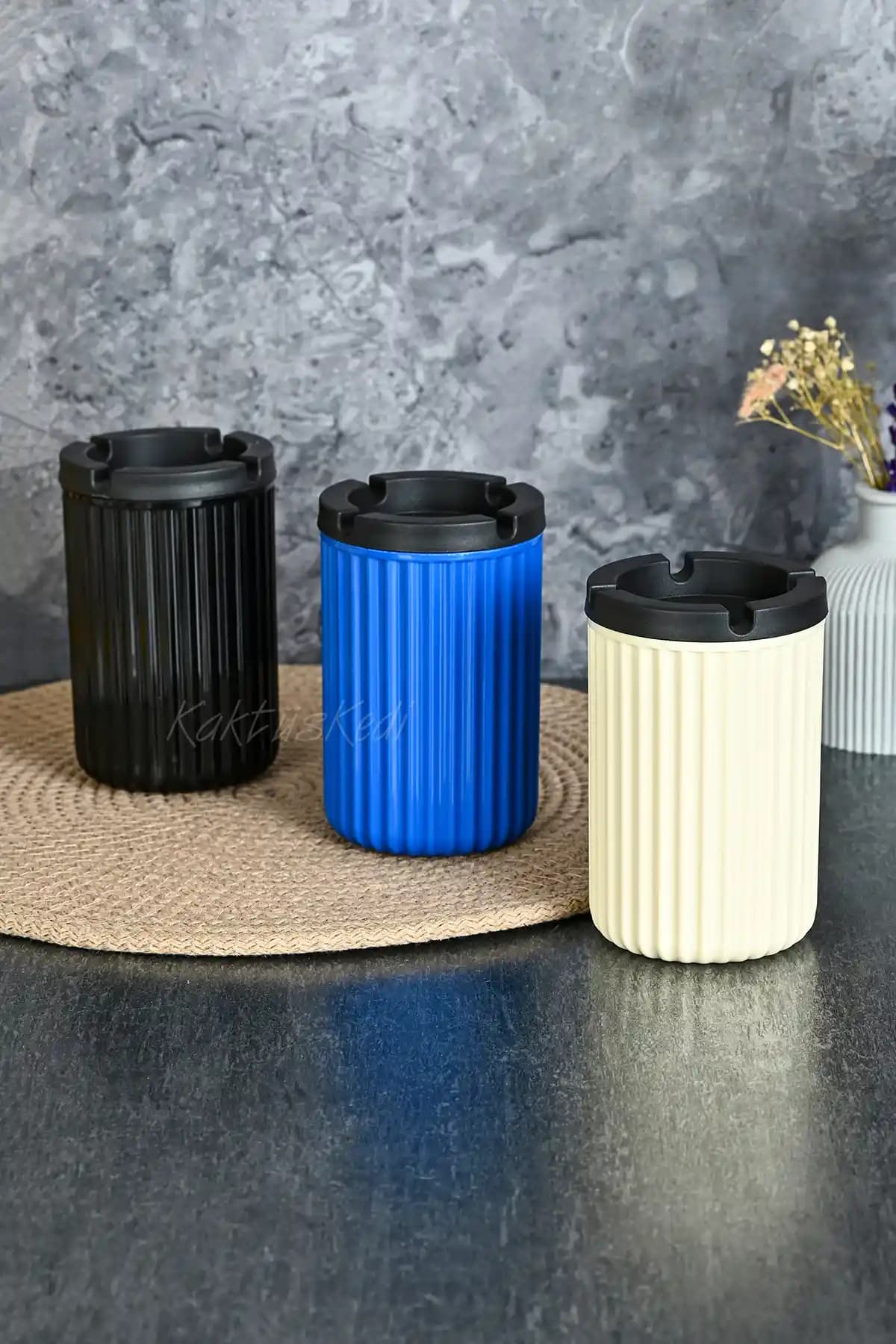 KaktüsKedi 3 Adet Kokusuz Küllük Seti: Dayanıklı ve Estetik Sigara Aksesuarı