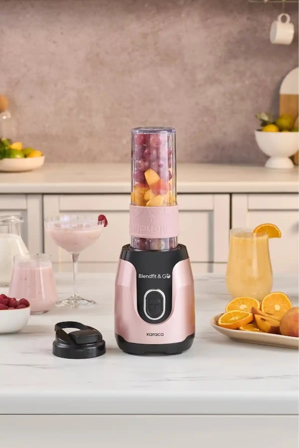 Karaca Blendfit Go Personal Kişisel Smoothie Blender Rosegold ile Şık ve Fonksiyonel Kullanım