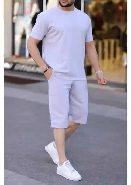 Vanessa Design Erkekler İçin Yazlık Şortlu Takım Rahat ve Şık Tasarım