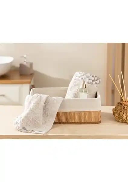 Gina Bambu Sepet ve Madame Coco Ciana Küçük Hasır Sepet Karşılaştırması