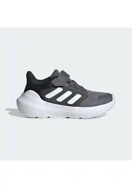Adidas Tensaur Run 2.0 ve Sport 2.0 Karşılaştırması: Hangi Spor Ayakkabı Sizin İçin Uygun