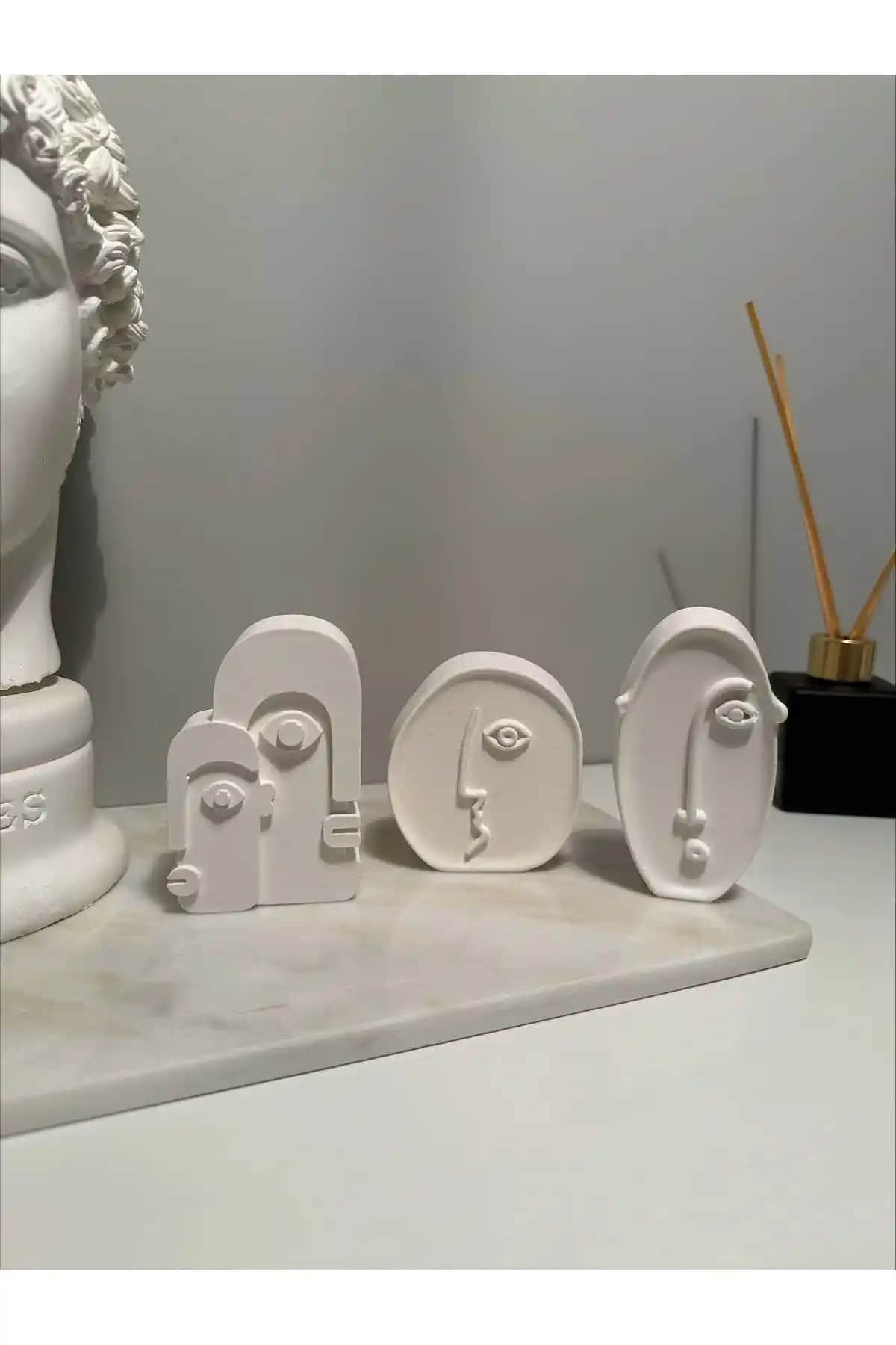 Bautinq Store İskoç Minimal Yüzü Beton Dekoratif Obje Modern İç Mekan Tasarımı